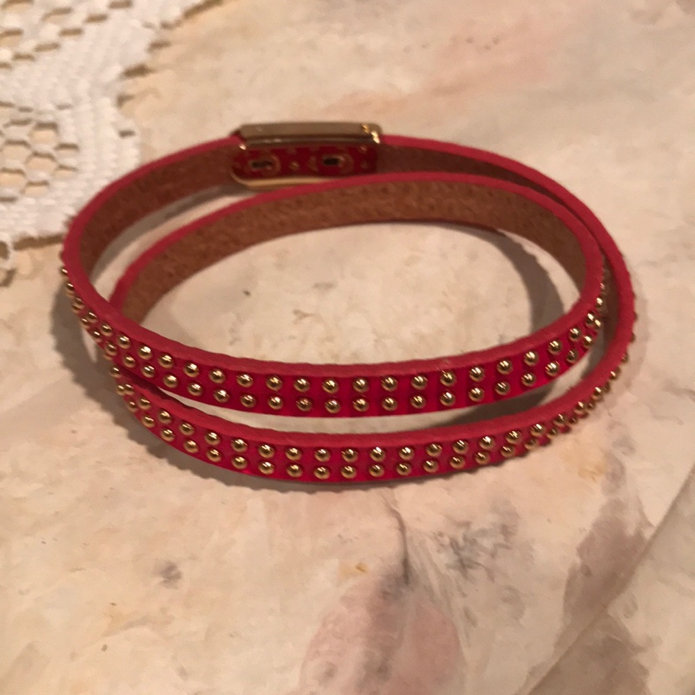 Hot pink and gold leather wrap bracelet